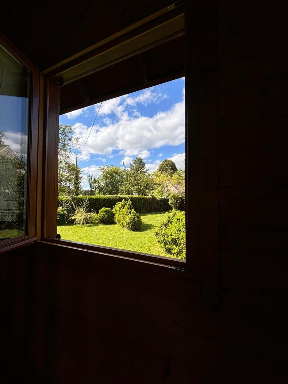 Maison écoresponsable classée 3 étoiles avec son jardin clos Donzy Exterior foto